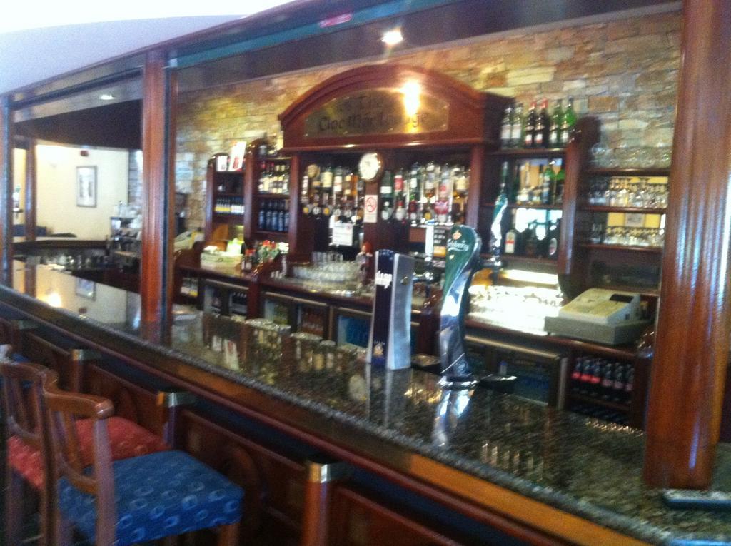 Mourne Country Hotel 뉴리 외부 사진