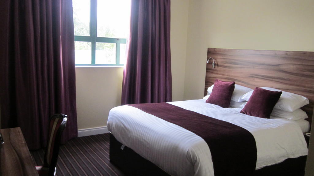Mourne Country Hotel 뉴리 객실 사진